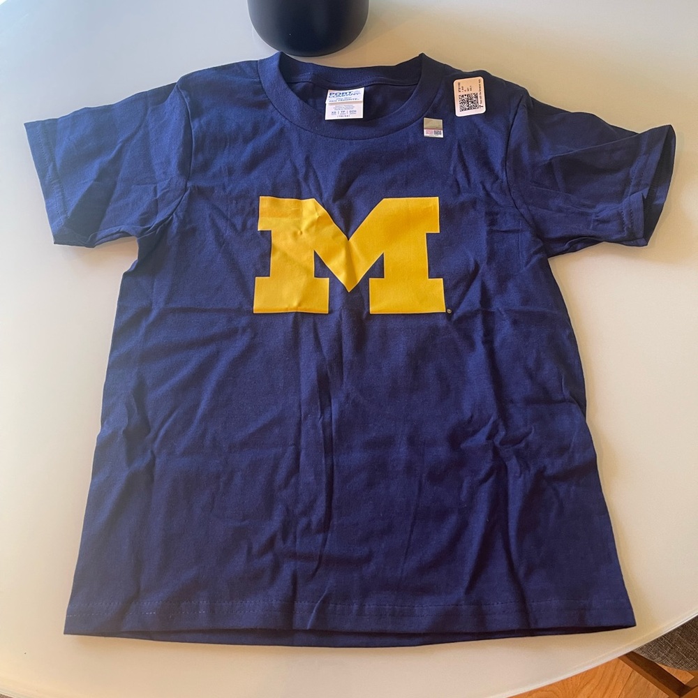 NWT Michigan Wolverines T-shirt